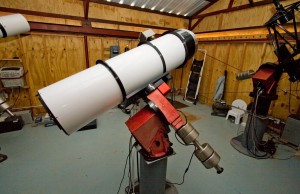 Teleskop in Mayhill, USA (H10) 35cm Maksutov-Newtonian f/3.8 Reflektor mit ST-10XME
